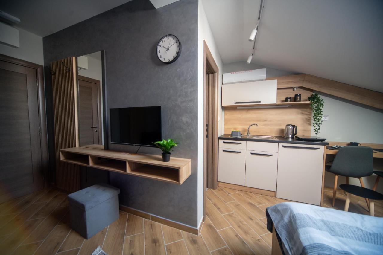 Manoir Apartments City Center Novi Sad Exterior foto